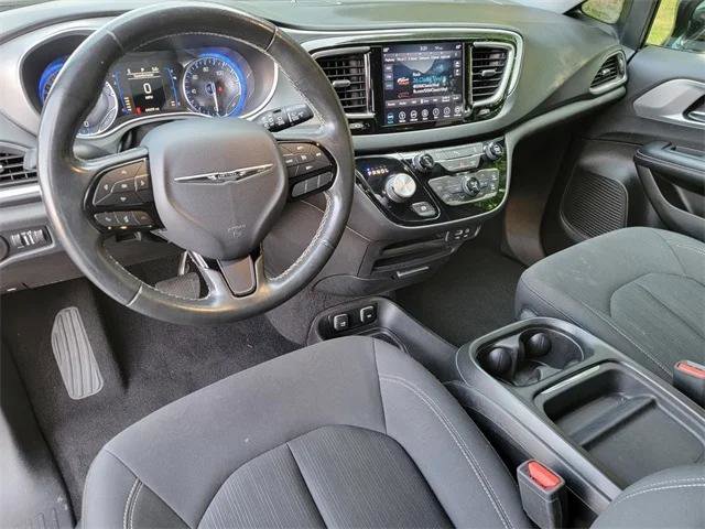 Certified 2019 Chrysler Pacifica Touring Plus w/ S Appearance Package FWD image 16