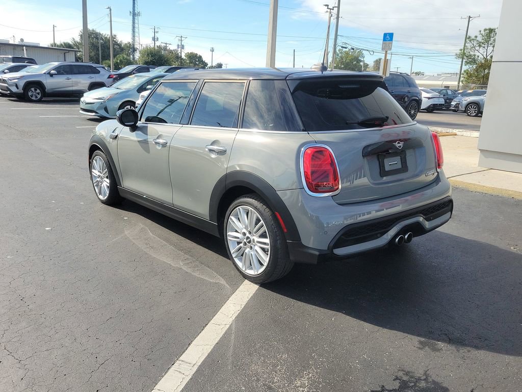 Used 2023 MINI Cooper S image 4