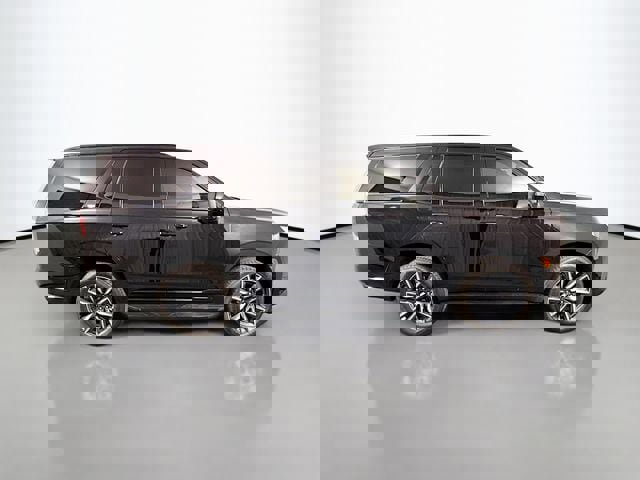 Used 2023 Cadillac Escalade Sport w/ LPO, Illumination Package AWD/4WD image 8