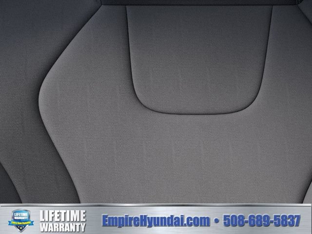 New 2026 Hyundai Elantra SE FWD image 17