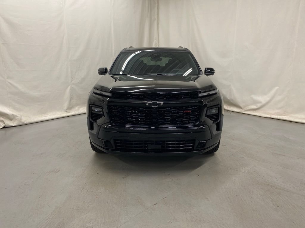 New 2026 Chevrolet Traverse RS w/ LPO, Floor Liner Package AWD/4WD image 3