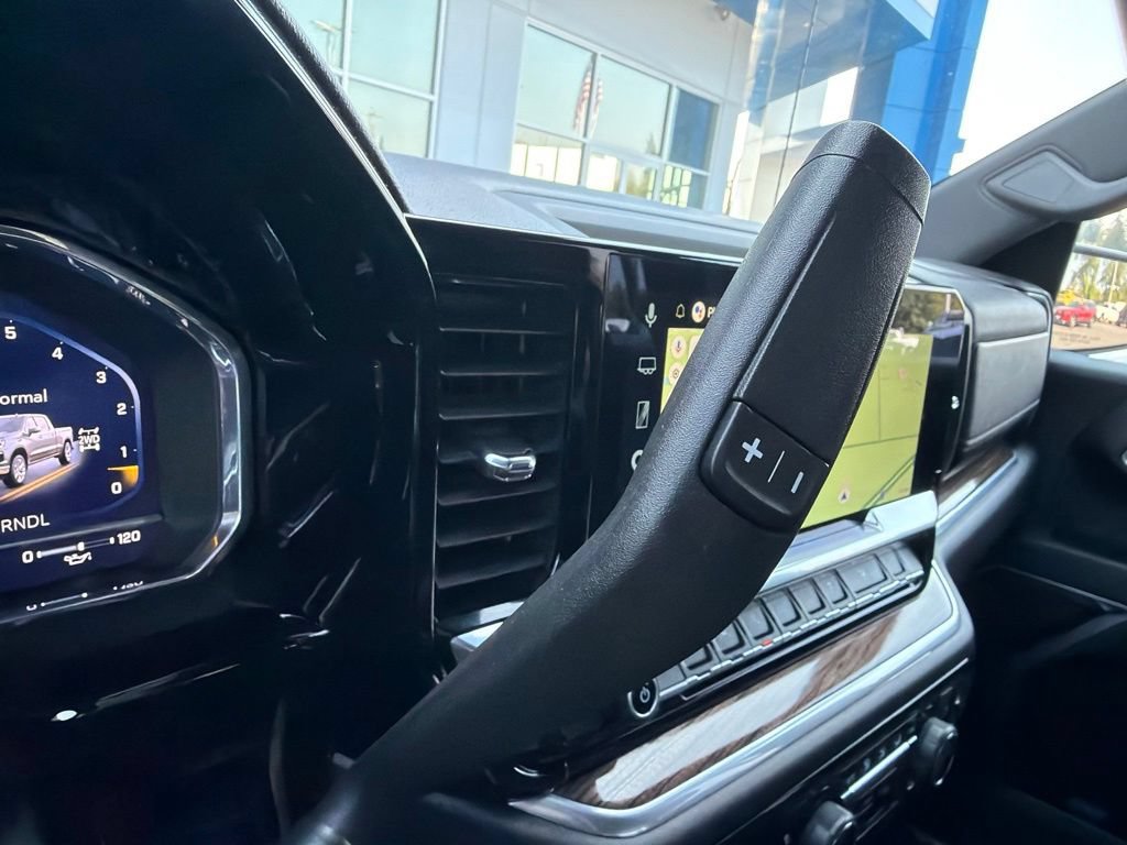 Used 2025 Chevrolet Silverado 1500 LT w/ Protection Package AWD/4WD image 16