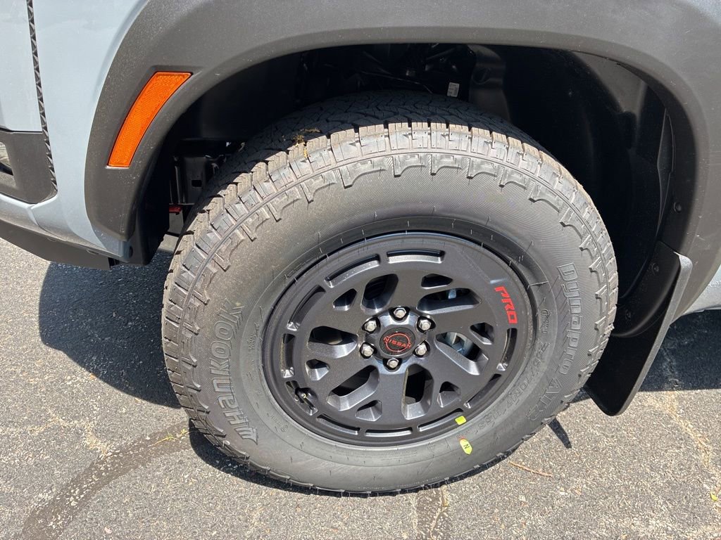 New 2026 Nissan Frontier PRO-4X w/ Pro Premium Package AWD/4WD image 12