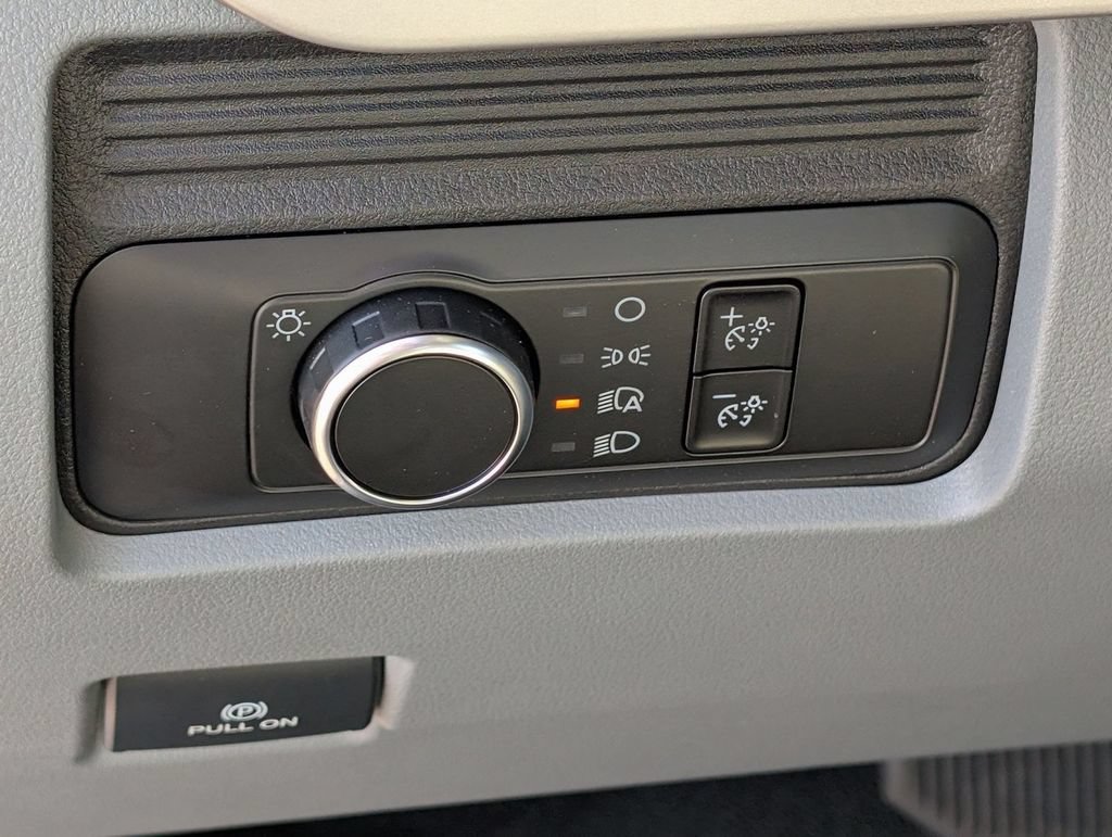 New 2026 Ford F550 4x4 Regular Cab Super Duty image 23