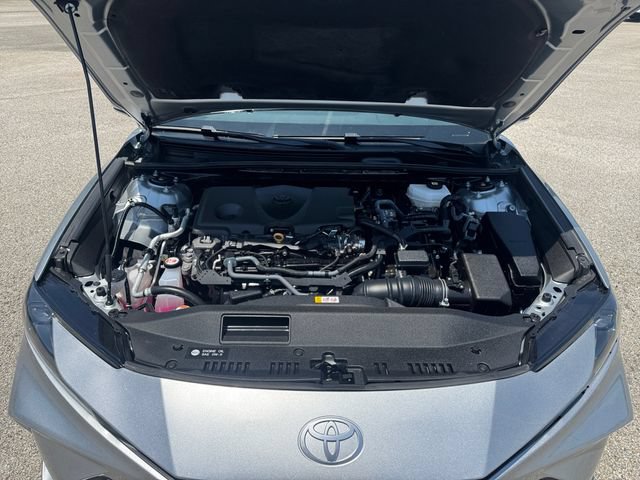 Used 2025 Toyota Camry LE FWD image 21