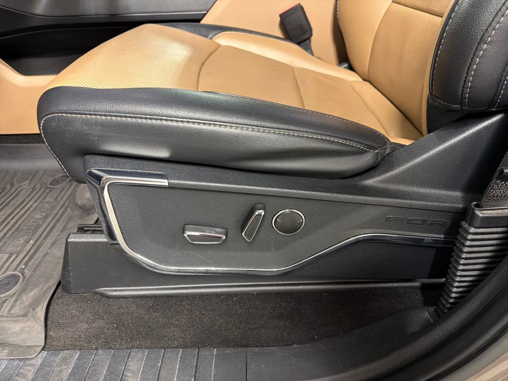 Used 2021 Ford F150 Lariat AWD/4WD image 25