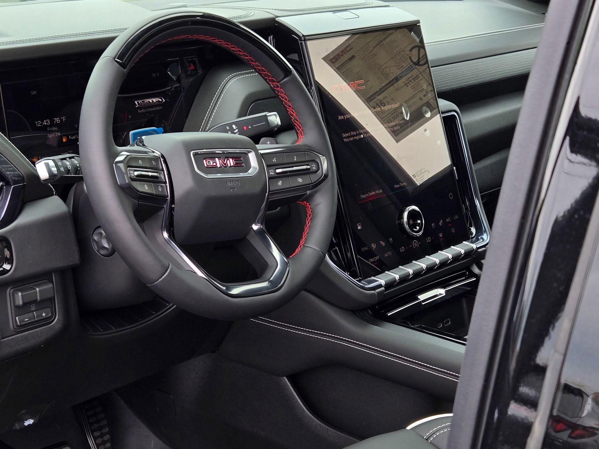 New 2026 GMC Yukon AT4 Ultimate w/ LPO, Floor Liner Package AWD/4WD image 47