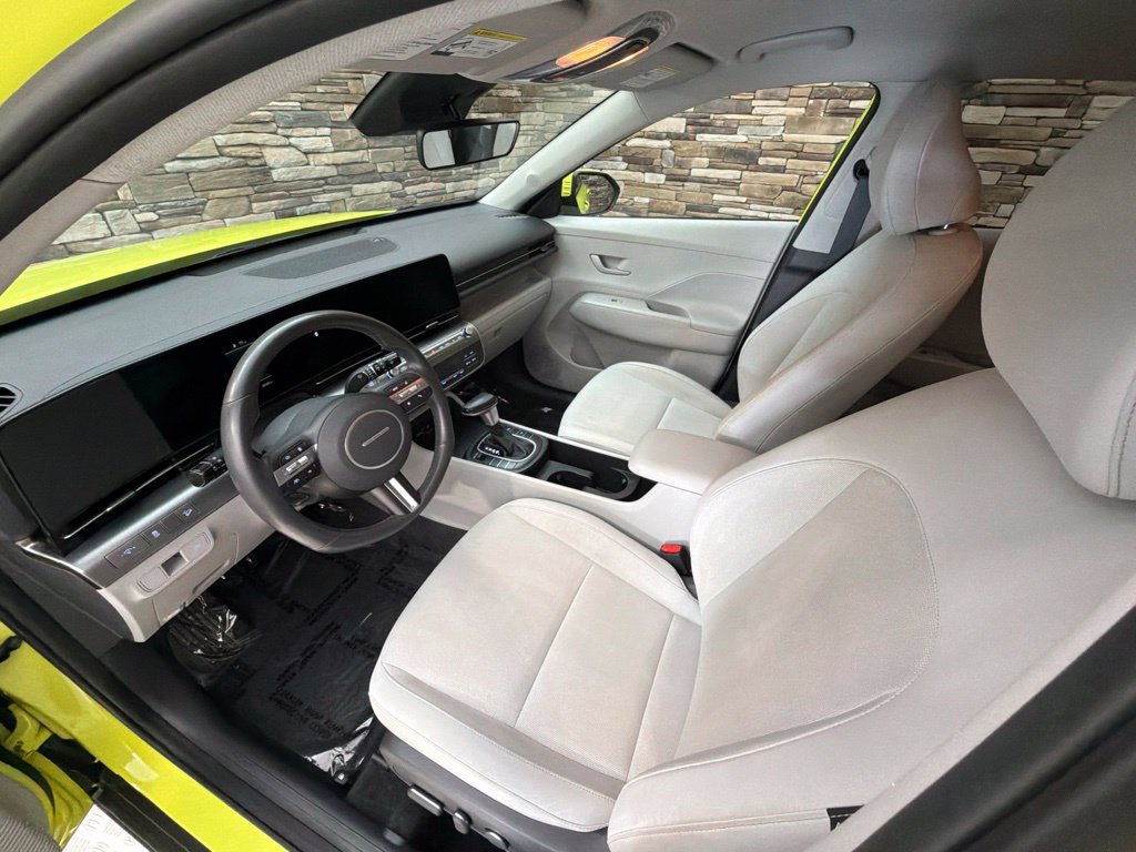 Used 2024 Hyundai Kona SEL FWD image 17