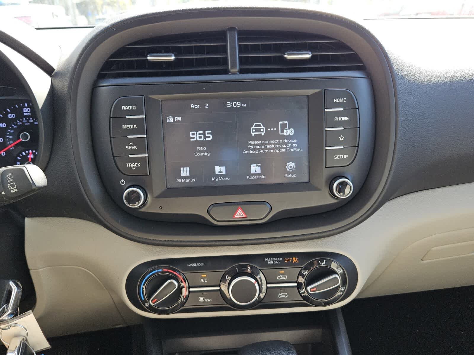 Used 2020 Kia Soul LX FWD image 8