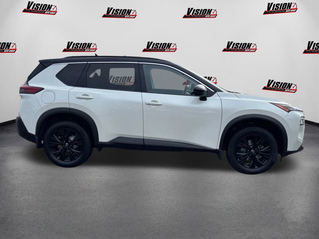 Certified 2023 Nissan Rogue SV w/ SV Premium Package image 4