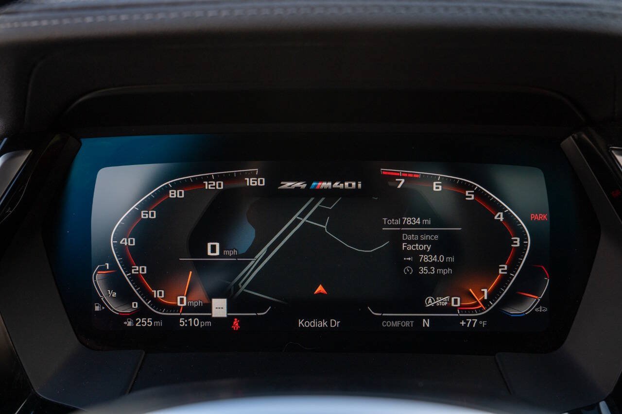 Used 2025 BMW Z4 M40i w/ Edition RWD image 30