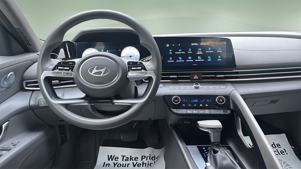 Certified 2024 Hyundai Elantra SEL image 13