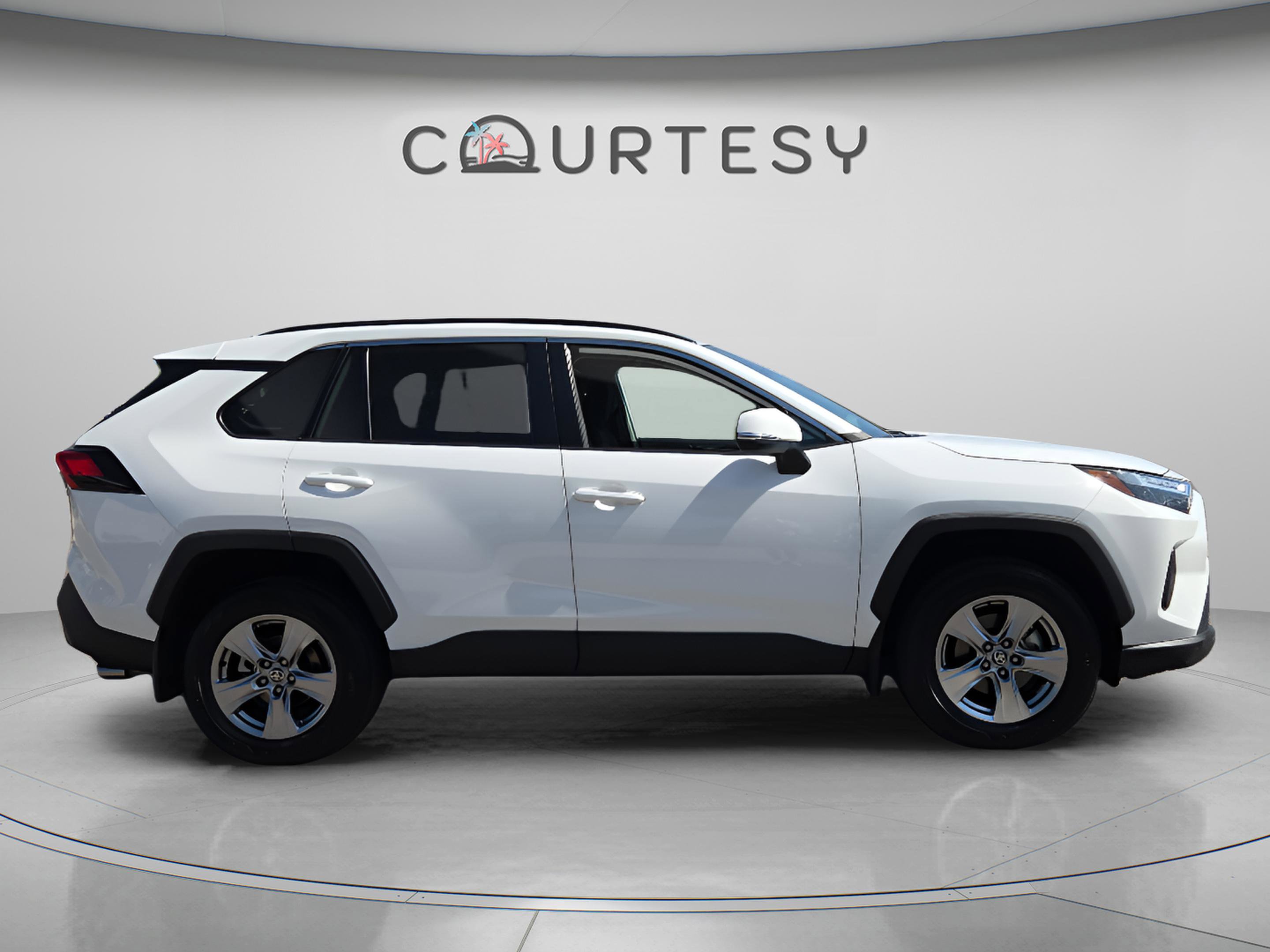 Certified 2024 Toyota RAV4 XLE w/ Convenience Package FWD image 6