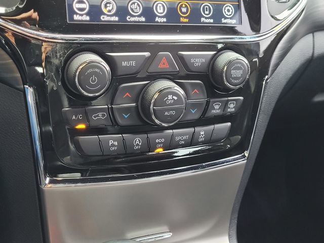 Certified 2021 Jeep Grand Cherokee Laredo X image 11