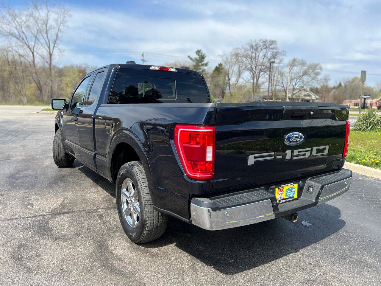 Used 2021 Ford F150 XLT w/ Equipment Group 301A Mid RWD image 5
