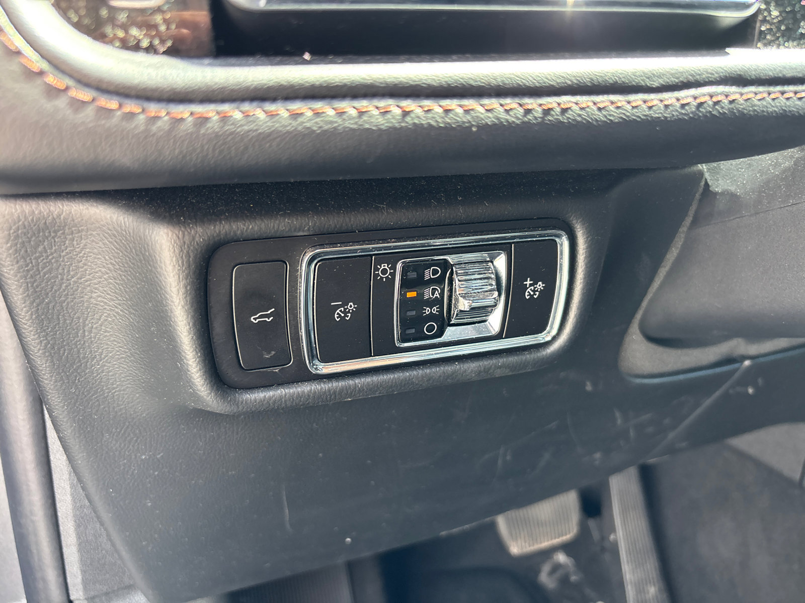 Used 2023 Lincoln Aviator Reserve w/ Elements Package Plus AWD/4WD image 14