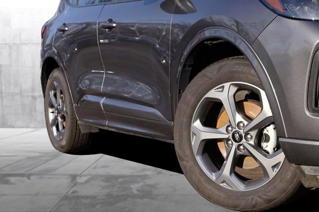 Certified 2024 Ford Escape ST-Line image 3