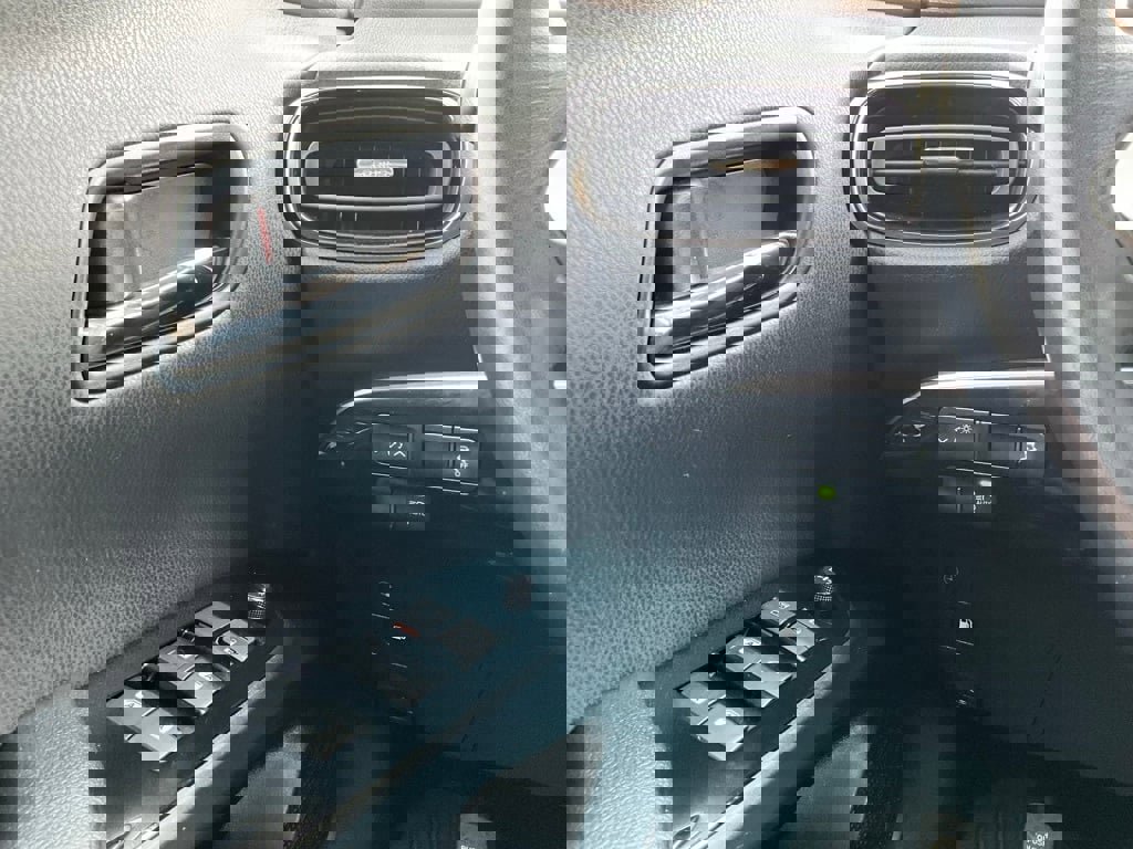 Used 2018 Toyota Prius Prime Plus image 21