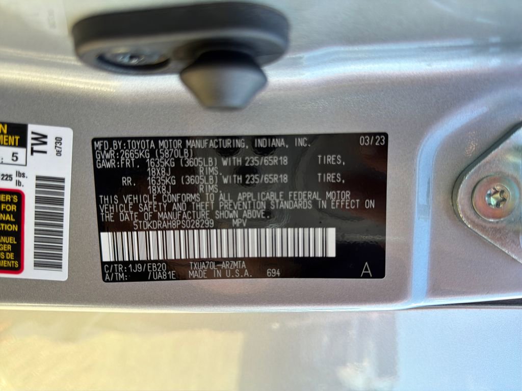 Used 2023 Toyota Highlander L image 30