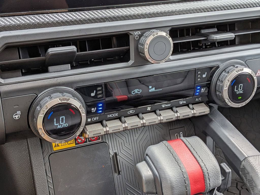 Used 2025 Toyota Tacoma TRD Pro w/ Tow Tech Package AWD/4WD image 22