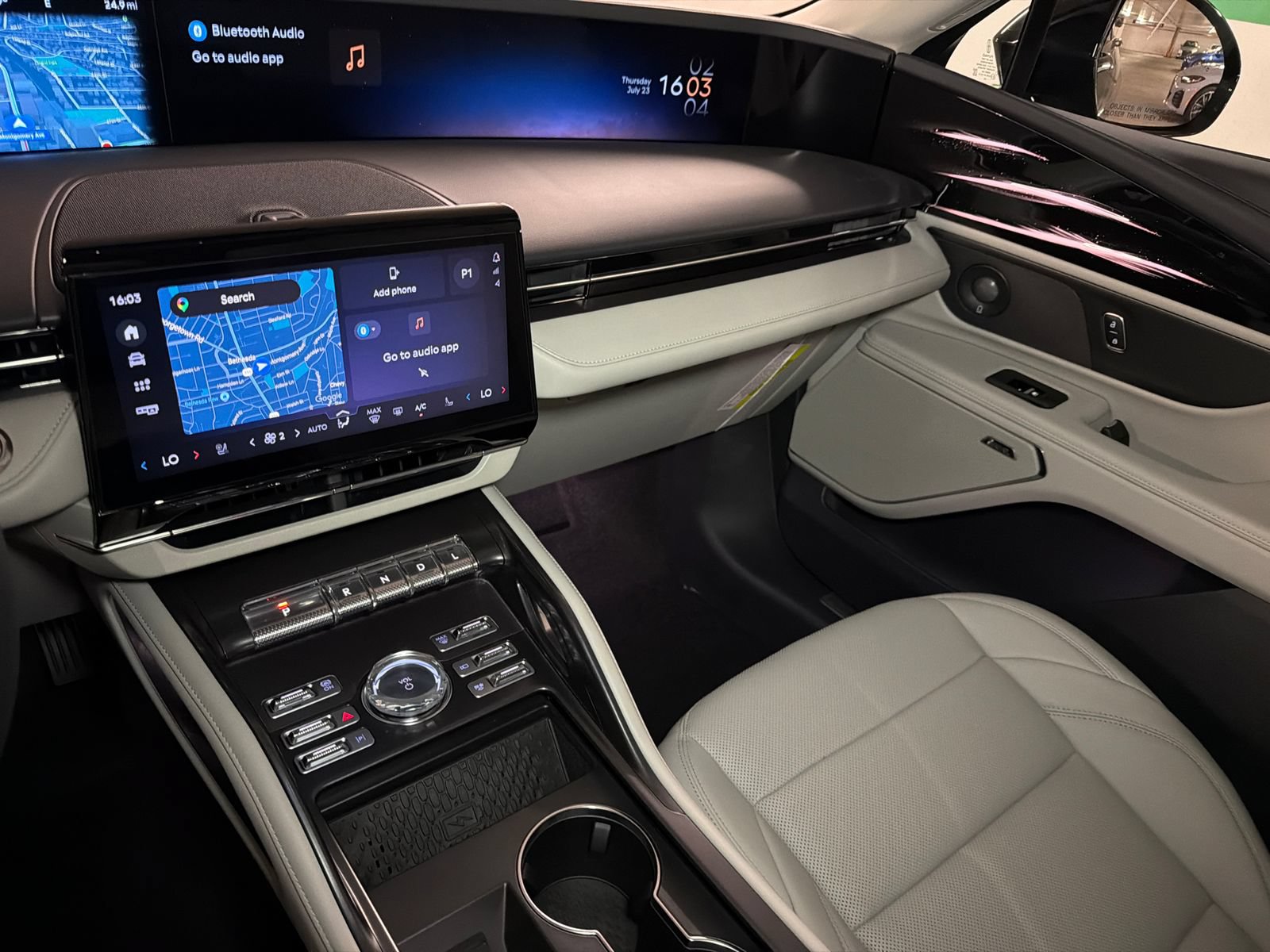 New 2026 Lincoln Nautilus Premier w/ Equipment Group 102A AWD/4WD image 22