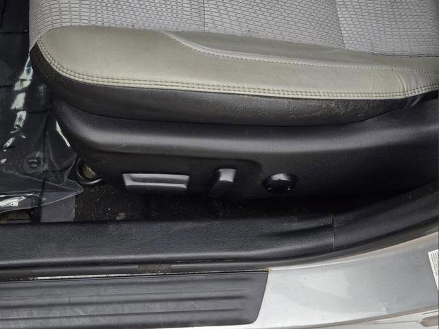 Used 2016 Toyota Camry SE FWD image 19