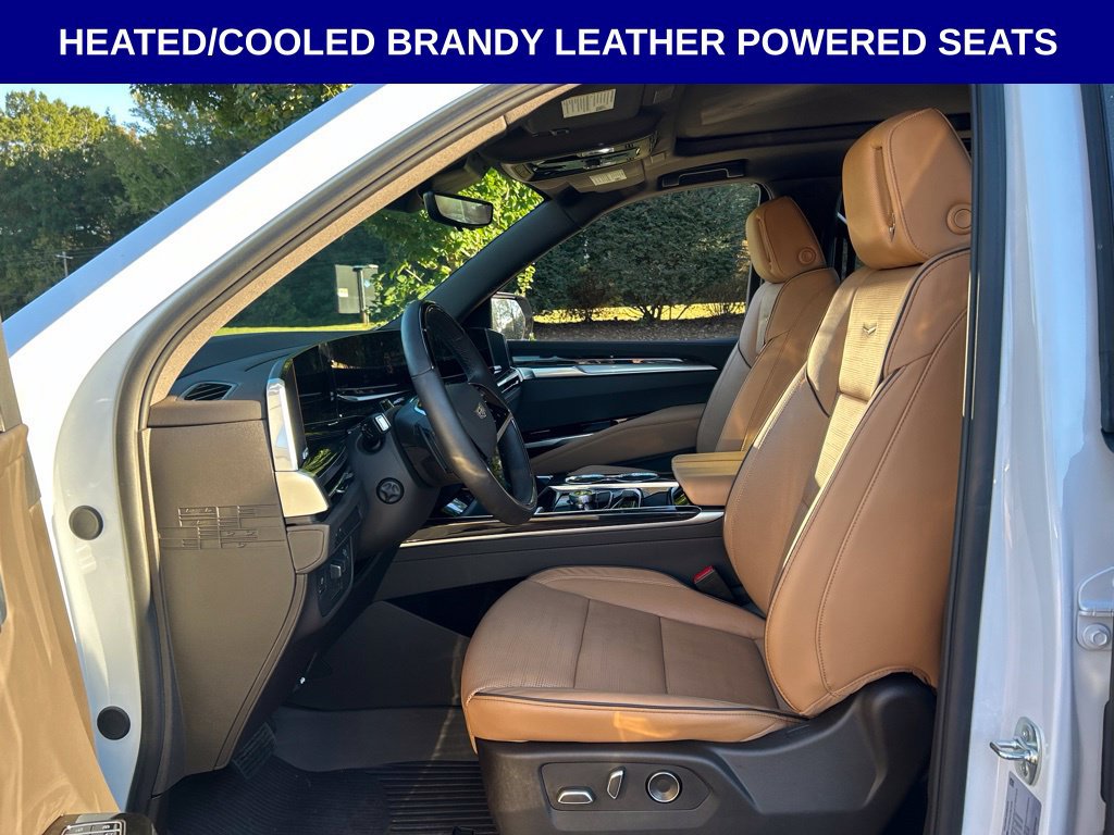 Used 2026 Cadillac Escalade Luxury w/ Touring Package RWD image 5