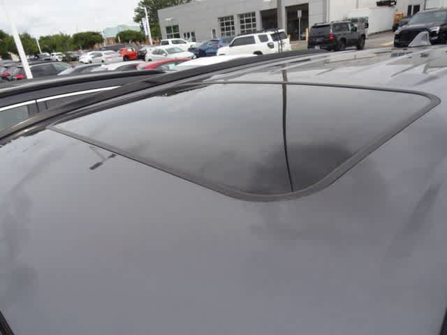 Used 2023 Toyota RAV4 XLE Premium AWD/4WD image 16