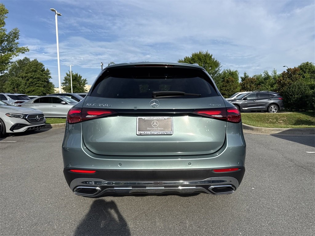 New 2025 Mercedes-Benz GLC 350e 4MATIC image 4