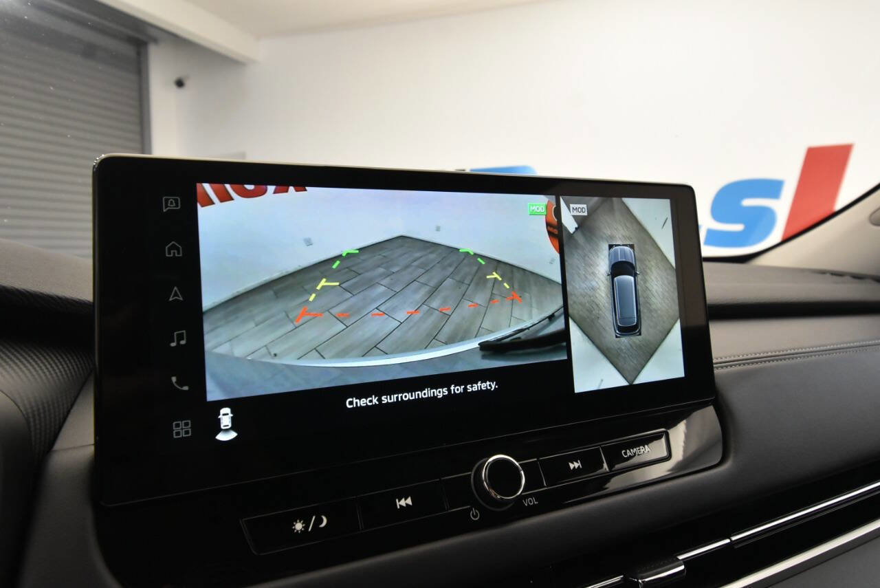 Used 2025 Mitsubishi Outlander SE image 24