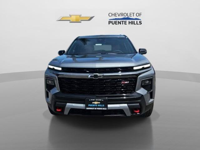 New 2027 Chevrolet Traverse Z71 w/ Enhanced Driving Package AWD/4WD image 3