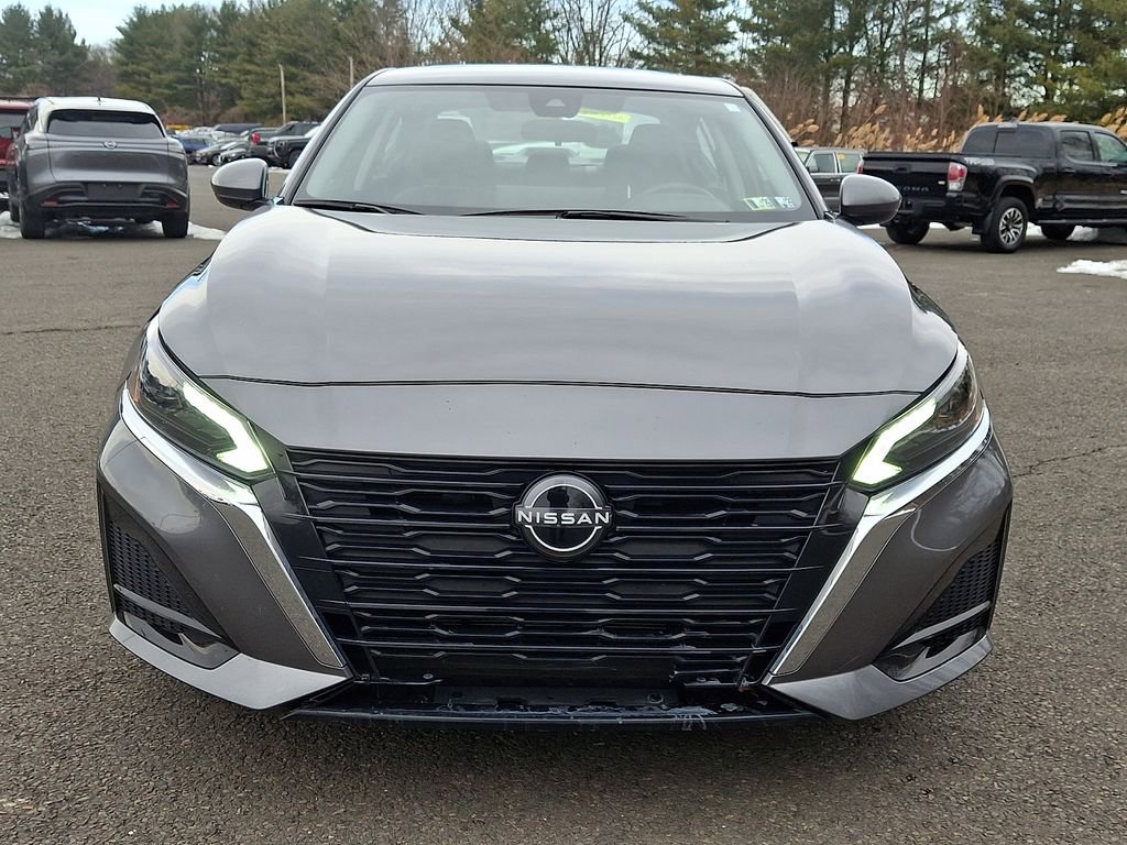 Certified 2024 Nissan Altima 2.5 SV w/ SV Premium Package image 2