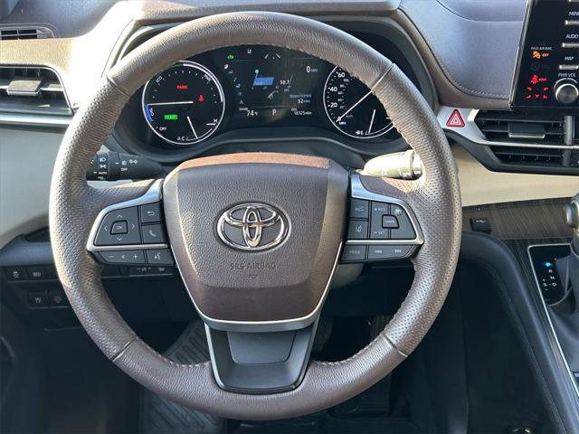 Certified 2023 Toyota Sienna Platinum image 45