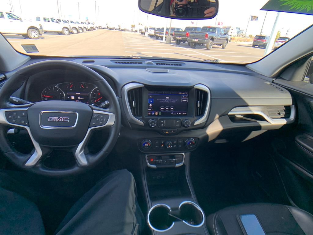 Used 2022 GMC Terrain SLT w/ Infotainment Package II image 14