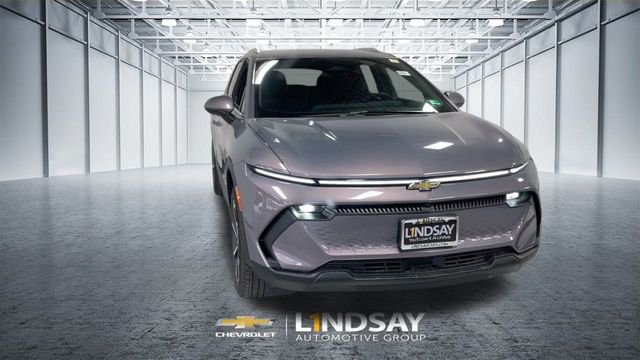 New 2026 Chevrolet Equinox EV LT AWD/4WD image 4