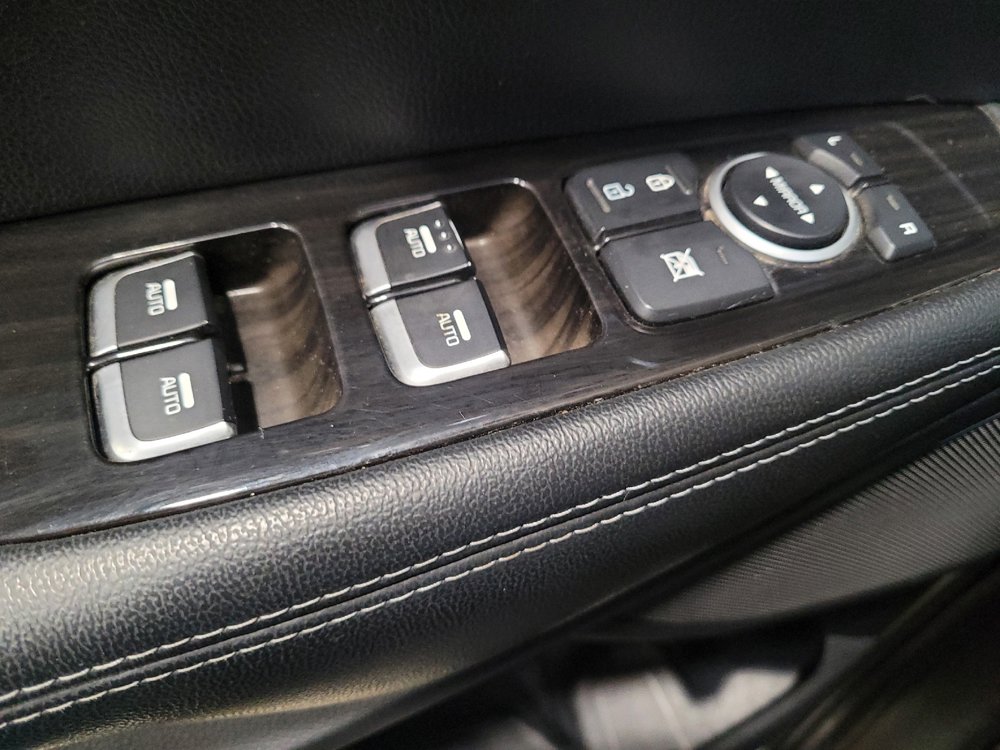Used 2019 Kia Sorento FWD image 25