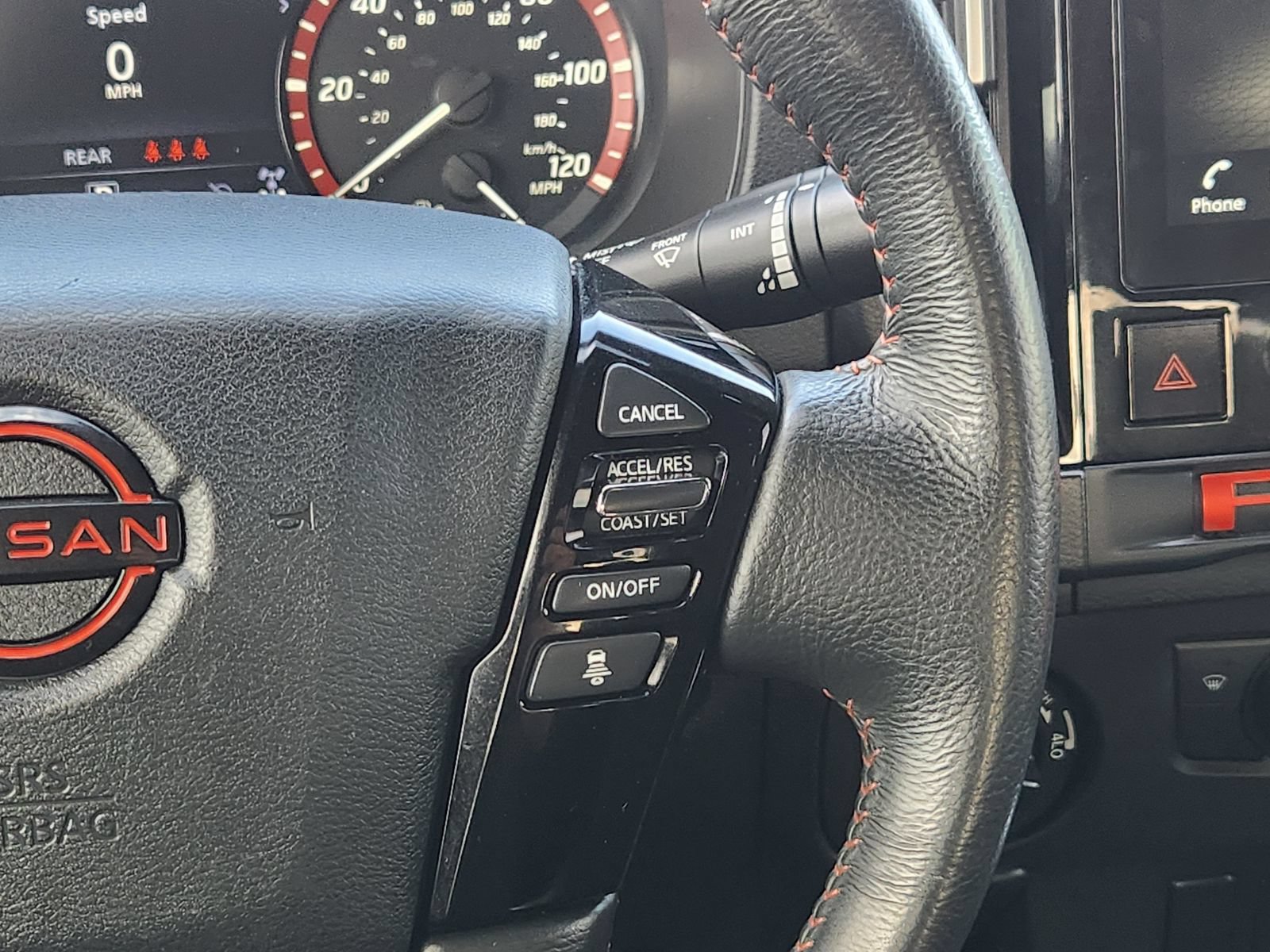 Certified 2025 Nissan Frontier PRO-4X w/ Tow Package AWD/4WD image 32