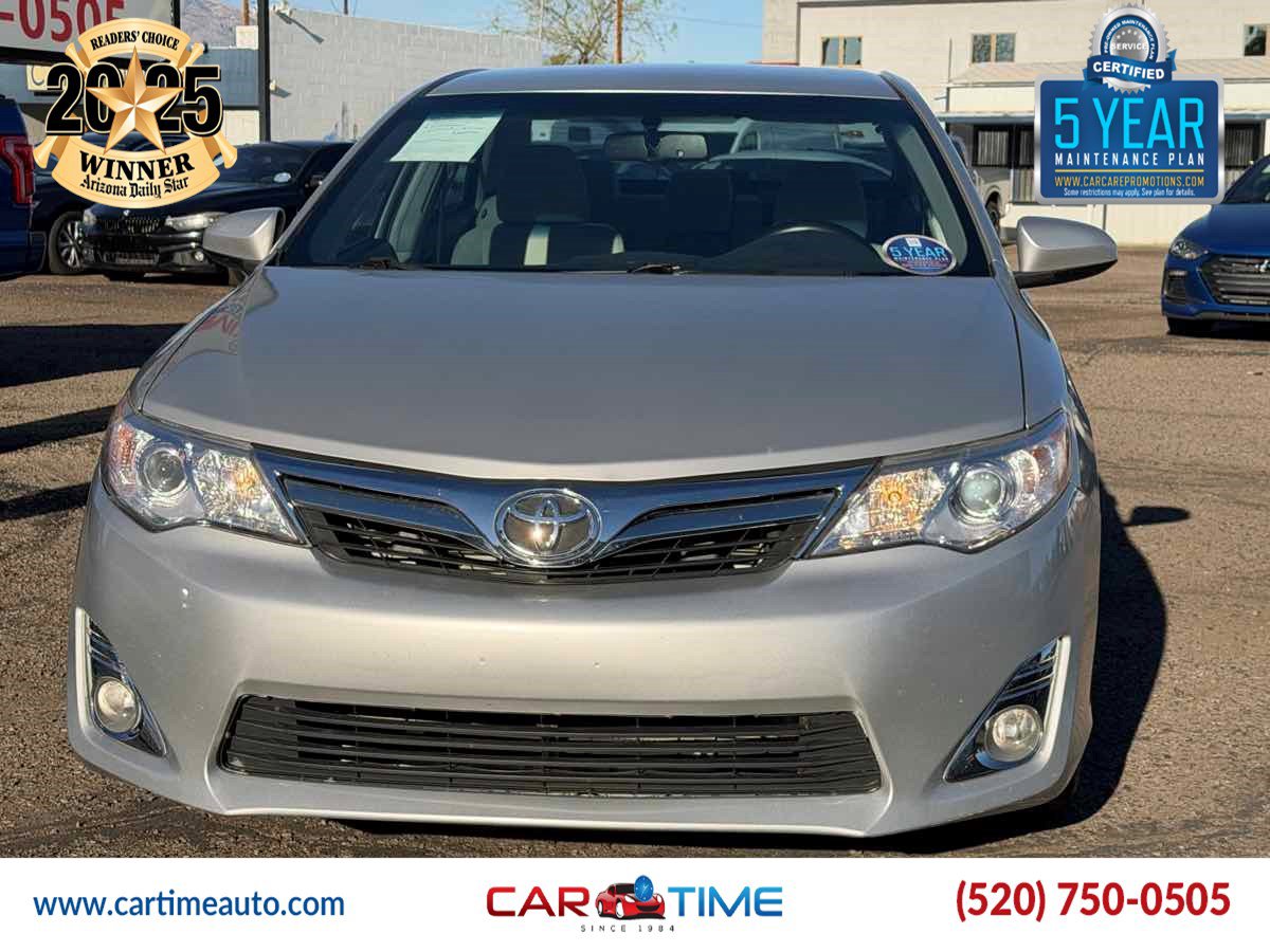 Used 2013 Toyota Camry XLE w/ Convenience Pkg image 2