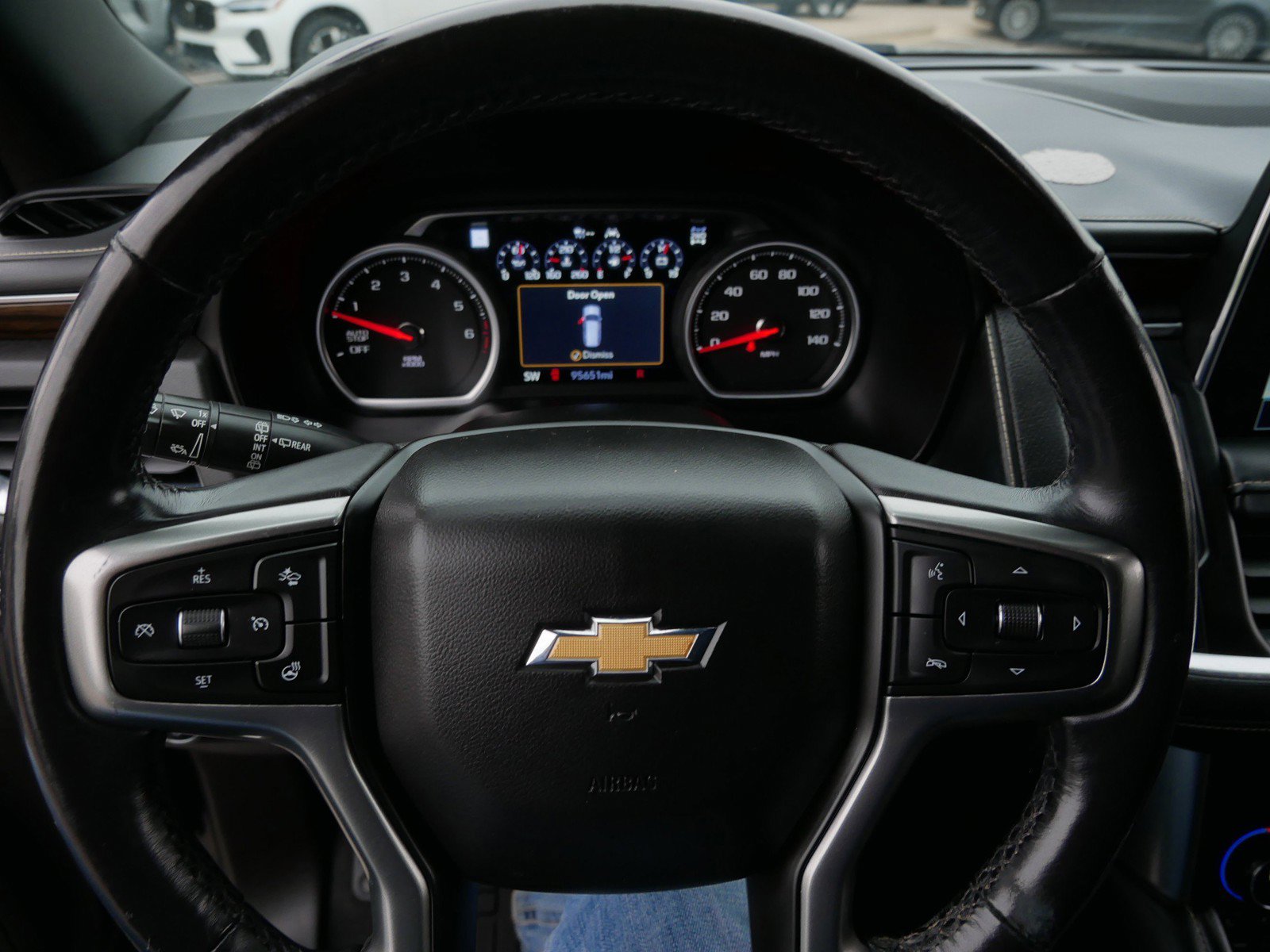 Used 2021 Chevrolet Tahoe Premier w/ Premium Package AWD/4WD image 28