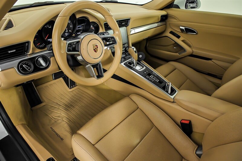 Used 2017 Porsche 911 Carrera 4 AWD/4WD image 15