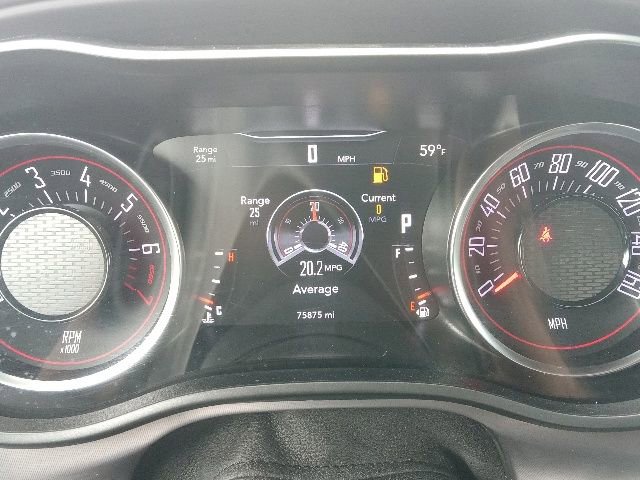 Used 2023 Dodge Challenger SXT RWD image 12