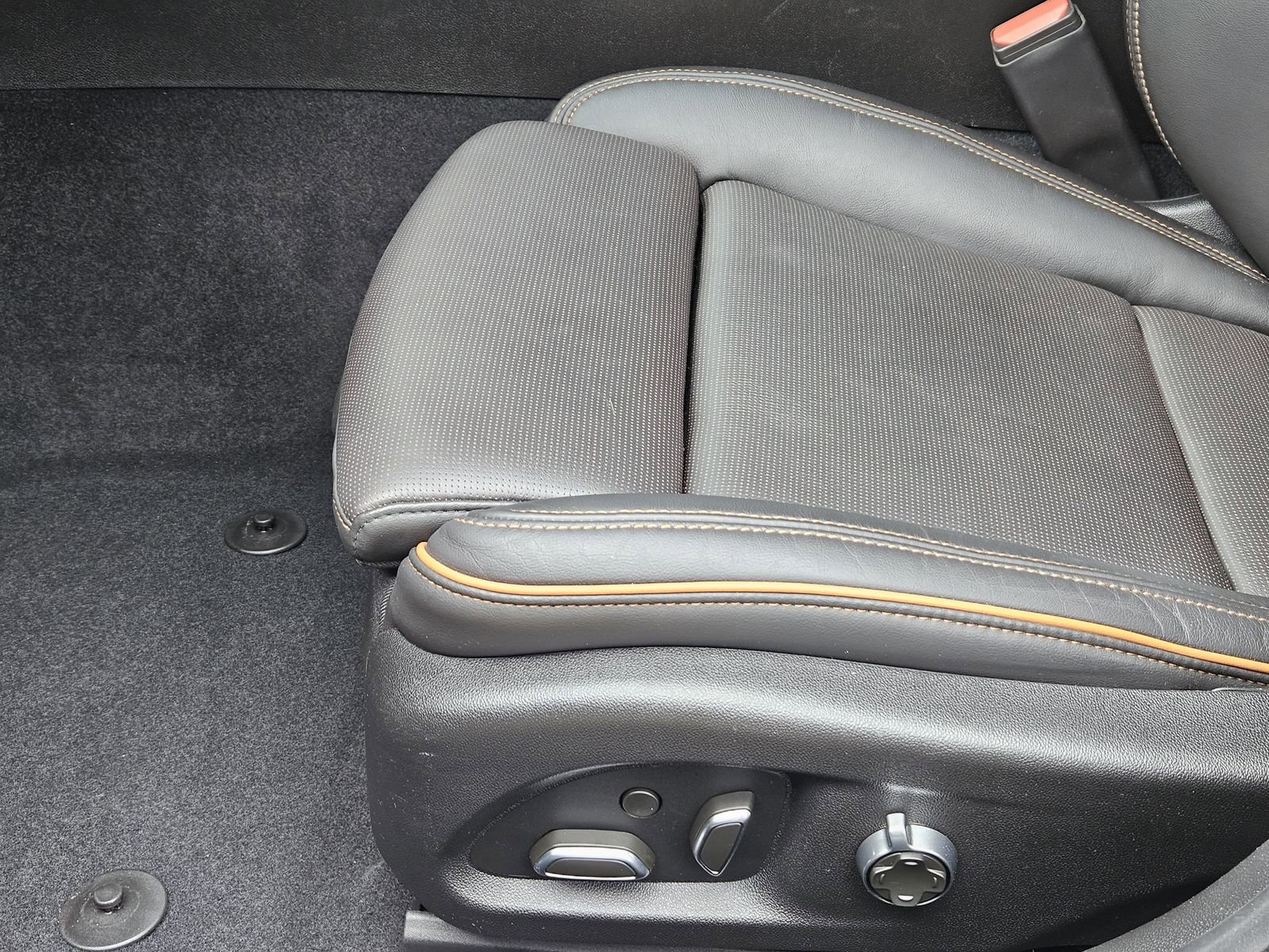 Used 2025 Cadillac CT4 Sport RWD image 28