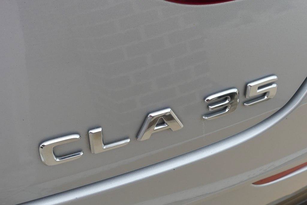 Used 2021 Mercedes-Benz CLA 35 AMG 4MATIC image 40