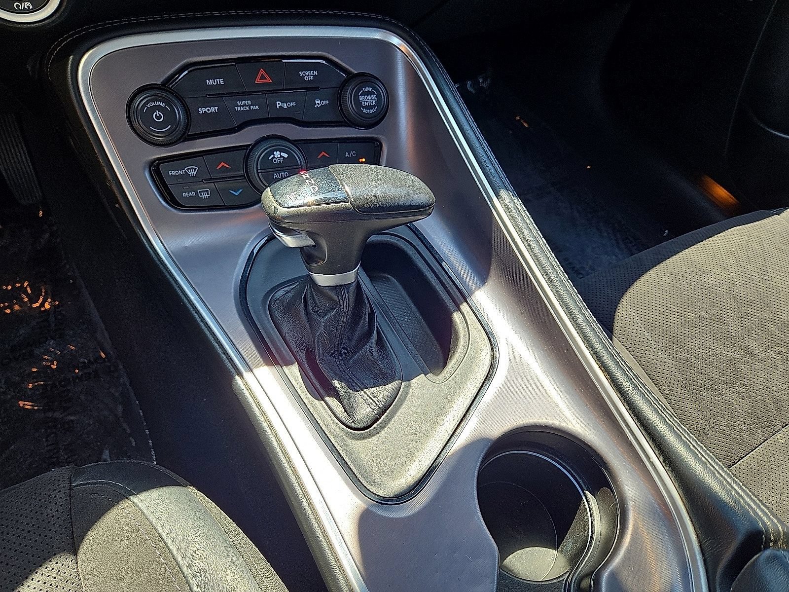 Used 2022 Dodge Challenger R/T w/ Plus Package RWD image 29