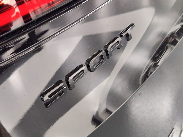 Used 2025 Land Rover Range Rover Sport Dynamic SE image 13