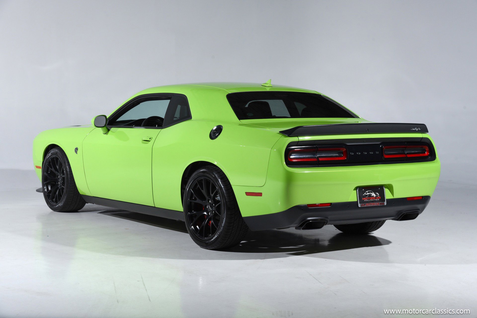Used 2015 Dodge Challenger SRT Hellcat image 4