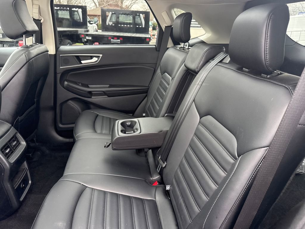 Used 2024 Ford Edge SEL w/ Class II Trailer Tow Package image 14