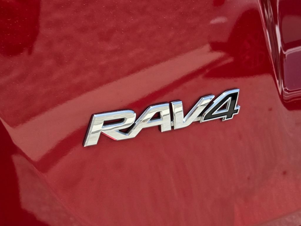 Used 2017 Toyota RAV4 Limited FWD image 15