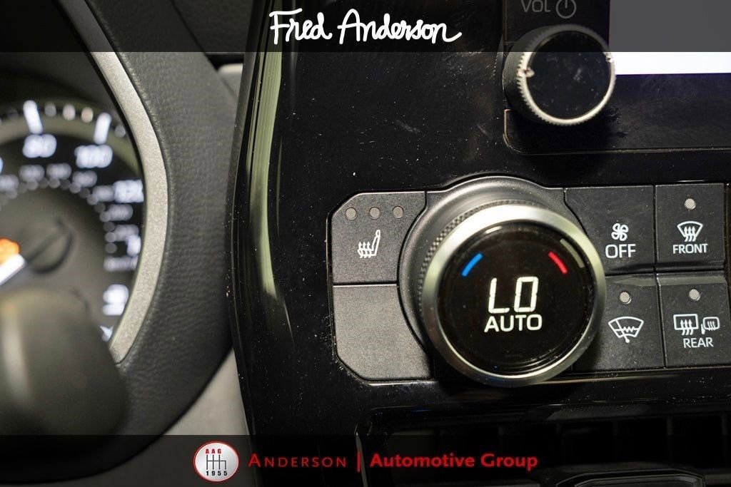 Used 2024 Toyota Highlander XSE image 17