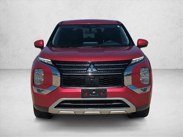 Used 2024 Mitsubishi Outlander SE video 2
